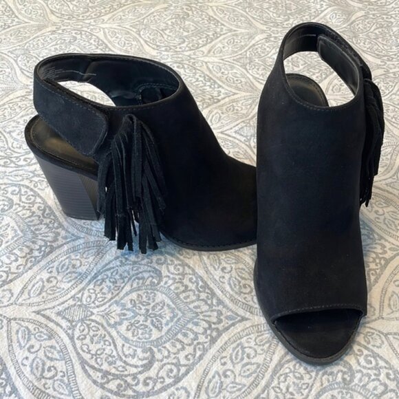 Express Shoes - ️Last EXPRESS Faux Heels